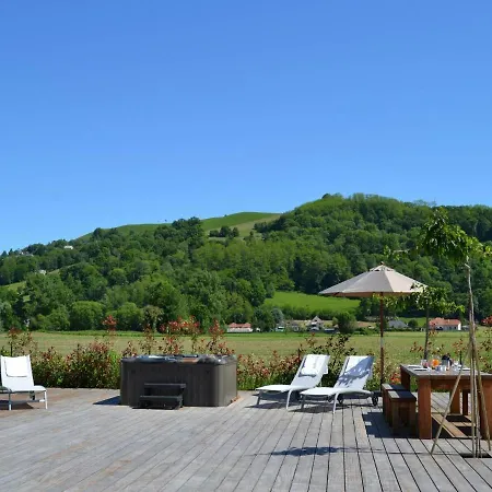 Luxurious With Jacuzzi In * Lourdes