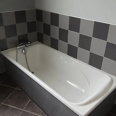 Luxurious With Jacuzzi In Villa Lourdes